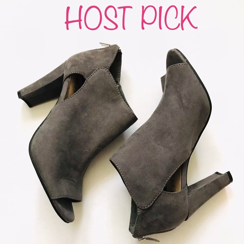 EUC UNISA Booties